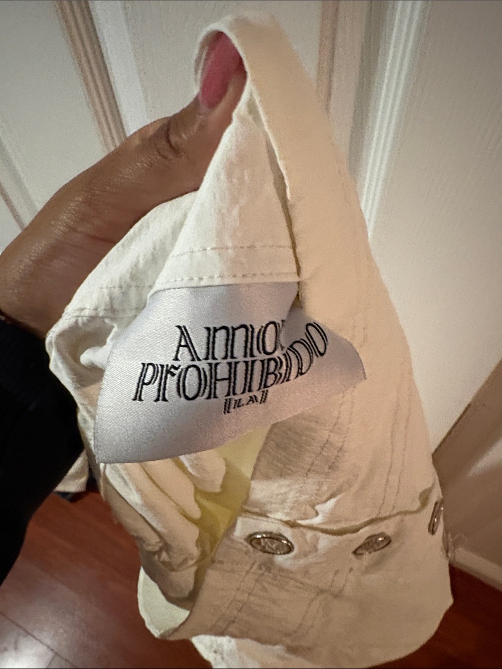 Anno Prohibido Cream Jacket with Button Detail